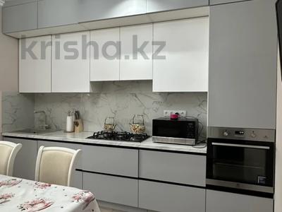 2-бөлмелі пәтер · 90 м² · 6/9 қабат, Алтын орда ш/а., бағасы: 36 млн ₸ в Актобе, мкр. Алтын орда