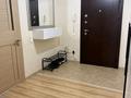2-бөлмелі пәтер · 80 м² · 3/9 қабат, Валиханова 13-21, бағасы: 300 000 ₸ в Атырау — фото 11