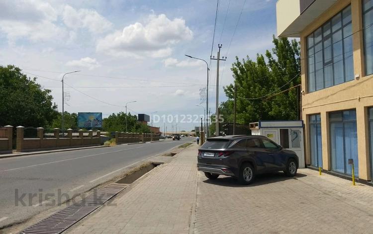 Свободное назначение, офисы · 388 м² за 130 млн ₸ в Ленгере — фото 2