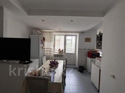 3-комнатная квартира · 61 м² · 2/5 этаж, Старый город, Уалиханова 22 — Айтеке би 19 за 15 млн ₸ в Актобе