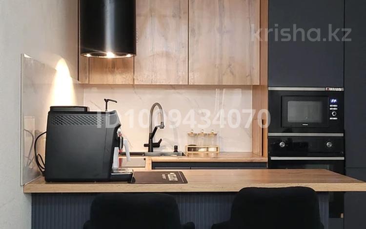3-комнатная квартира · 110 м² · 2/3 этаж, Ихсанова 56/1 за 48 млн ₸ в Уральске — фото 2