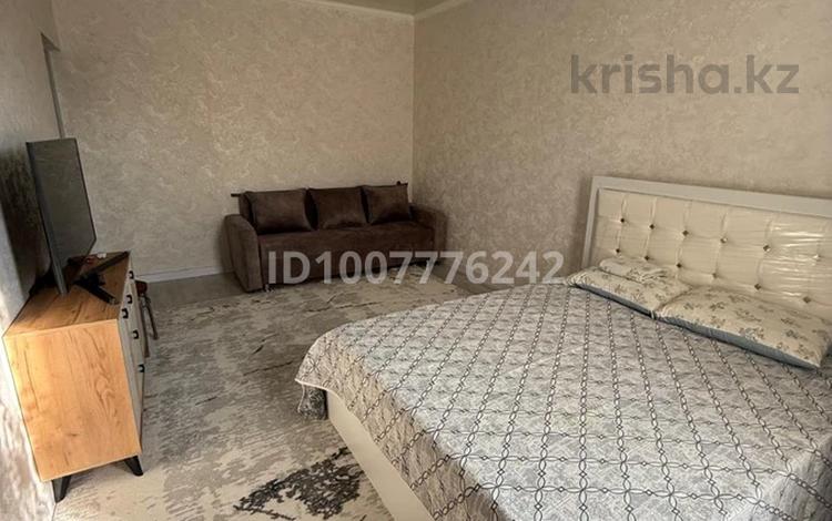 1-комнатная квартира · 38 м² · 3/5 этаж, мкр Аса 43 — Рядом кайкармет за 8 000 ₸ в Таразе — фото 2