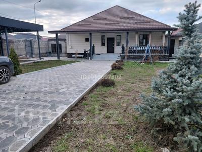 Отдельный дом · 4 комнаты · 165 м² · 8 сот., Тауелсиздик за 121 млн ₸ в Абай