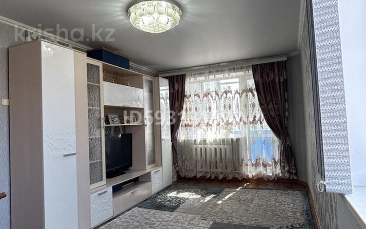 3-комнатная квартира, 63 м², 4/5 этаж, Мира 116 — Самрук за 18 млн 〒 в Темиртау — фото 2