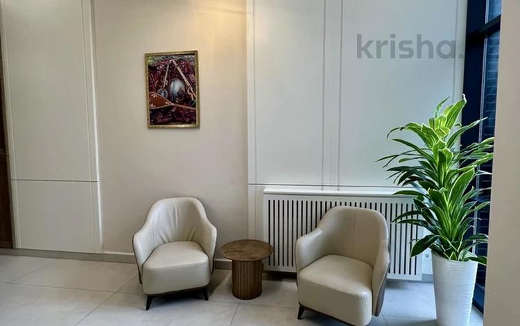 2-комнатная квартира · 67 м² · 5 этаж, Туран 52/2, 52/3 — Дом Бизнес класса за 350 000 ₸ в Астане, Есильский р-н — фото 2