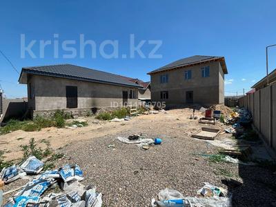 Жеке үй · 6 бөлме · 260 м² · 5 жүзд., Барысхан — Новый район, бағасы: 45 млн ₸ в Таразе