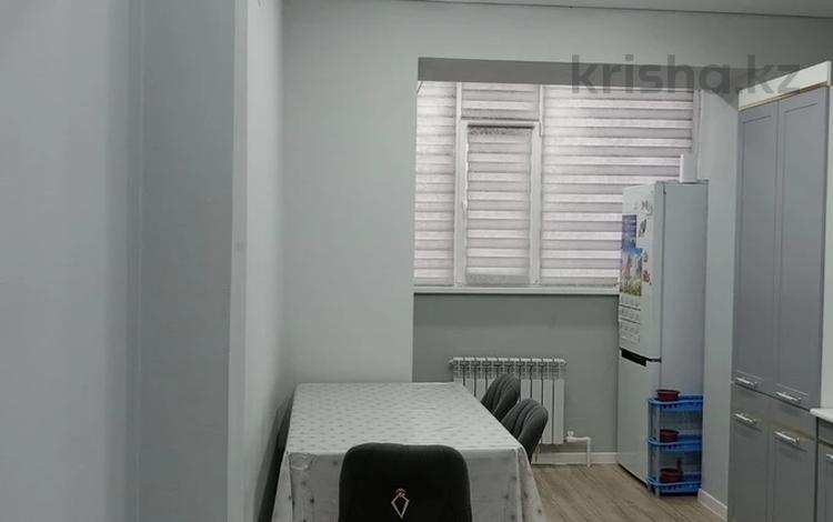 1-комнатная квартира · 40 м² · 2/5 этаж, мкр. Алтын орда за 17.5 млн ₸ в Актобе — фото 2