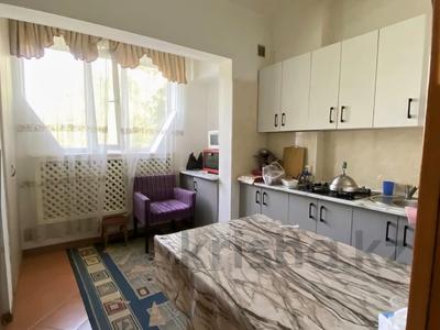2-комнатная квартира · 52 м² · 3/9 этаж, мкр Тастак-3, Толеби за 40.5 млн ₸ в Алматы, Алмалинский р-н