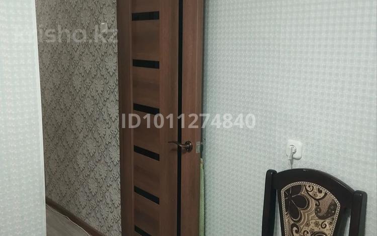 3-комнатная квартира · 58 м² · 5/5 этаж, Пришахтинск, Пришахтинск, 22й микрорайон 23 за 15 млн ₸ в Караганде, Алихана Бокейханова р-н — фото 2
