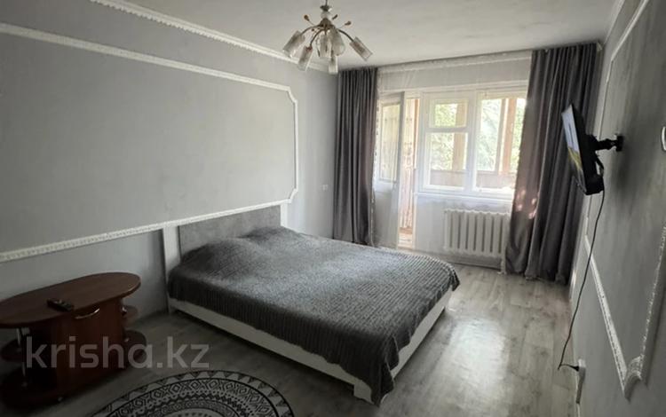 1-комнатная квартира · 31 м² · 2/5 этаж, мкр Юго-Восток, Строителей 15 — Муканова за 12 000 ₸ в Караганде, Казыбек би р-н — фото 43