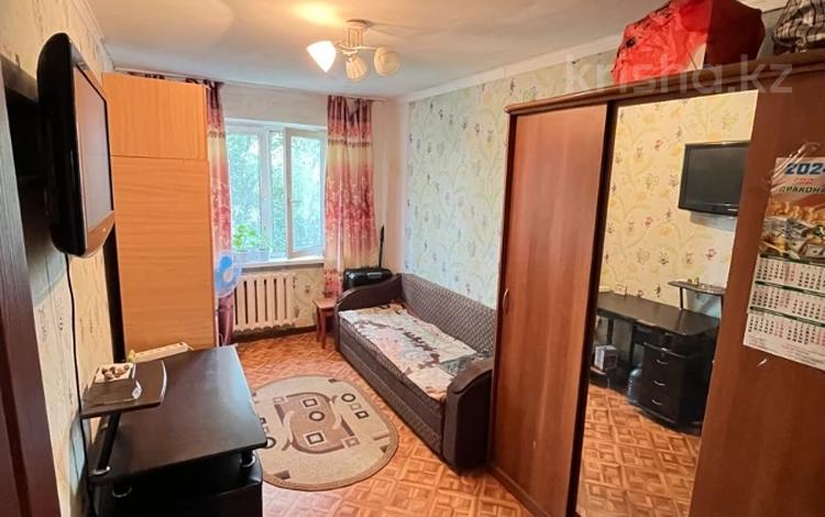 3-комнатная квартира, 59 м², 4/4 этаж, мкр №3 24 за 28.9 млн 〒 в Алматы, Ауэзовский р-н — фото 2