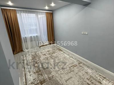 4-комнатная квартира · 140 м² · 9/10 этаж, мкр Тастак-2, Варламова 326 — Карасай батыра за 80 000 ₸ в Алматы, Алмалинский р-н