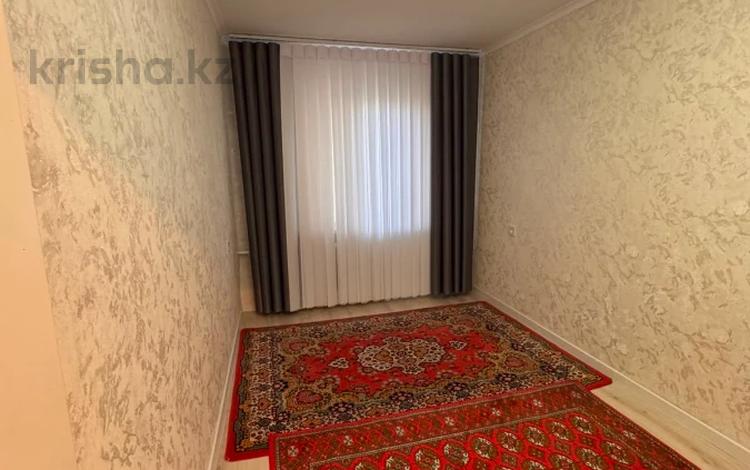 2-комнатная квартира · 45 м² · 5/5 этаж, мкр Аксай-2 за 28.8 млн ₸ в Алматы, Ауэзовский р-н — фото 2