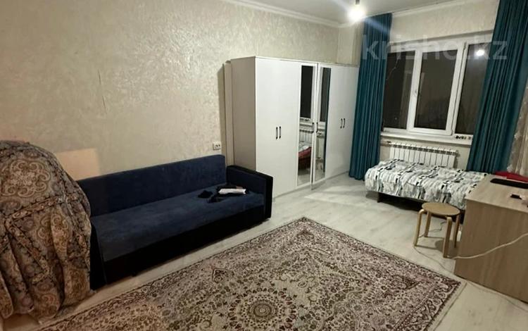 2-комнатная квартира · 52 м² · 9/9 этаж, мкр Тастак-2 за 30 млн ₸ в Алматы, Алмалинский р-н — фото 2