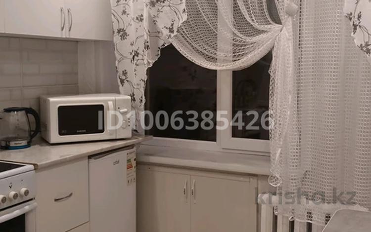 2-комнатная квартира · 42 м² · 2/5 этаж, Абая 6 — Абая - Бокейханова за 13 000 ₸ в Балхаше — фото 2