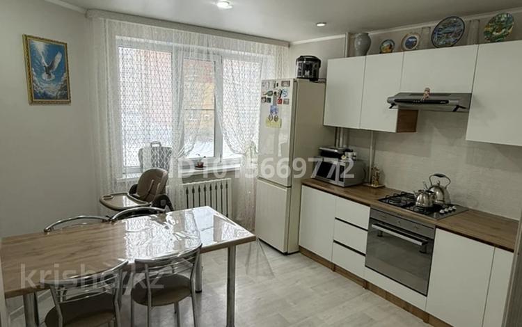 3-бөлмелі пәтер · 80 м² · 2/9 қабат, Жаңа орда ш/а. 2, бағасы: 31 млн ₸ в Уральске, мкр Жана Орда — фото 2
