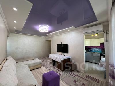 3-комнатная квартира, 67 м², 3/5 этаж, мкр Аксай-3 за 37.7 млн 〒 в Алматы, Ауэзовский р-н