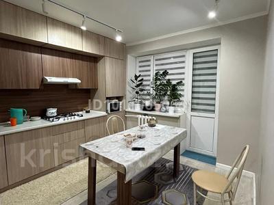 2-бөлмелі пәтер · 56 м² · 5/5 қабат, мкр Жастар 2, Алматинская 3 А 3а, бағасы: 15.5 млн ₸ в Актобе, жилой массив Жанаконыс