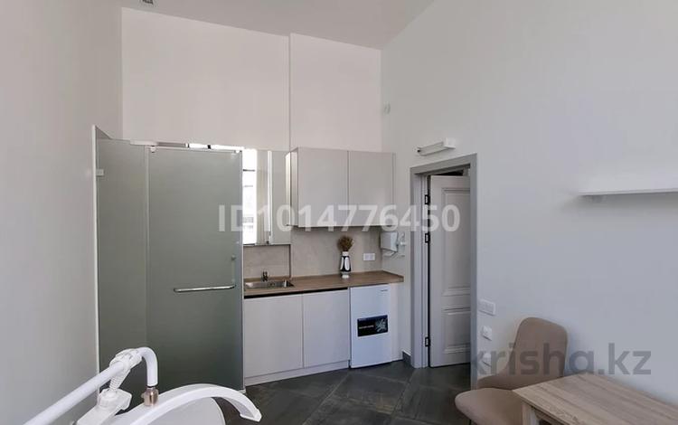 Кабинеты и рабочие места · 20 м² за 250 000 ₸ в Алматы, Бостандыкский р-н — фото 2