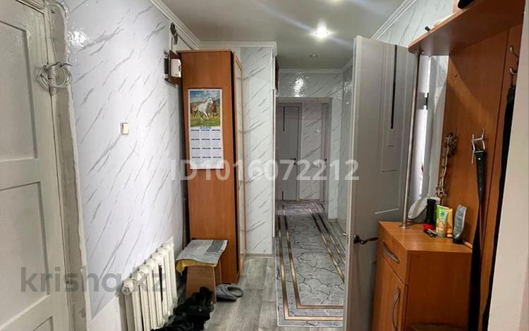 2-бөлмелі пәтер · 55 м² · 1/2 қабат, Холодный ключ, Цветочная 1, бағасы: 8 млн ₸ в Семее — фото 2