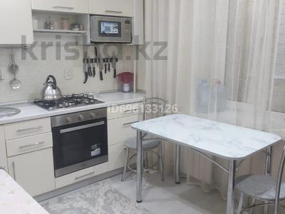 1-бөлмелі пәтер · 40 м² · 4/5 қабат, Абая — Жарокова, бағасы: 15 000 ₸ в Алматы, Алмалинский р-н