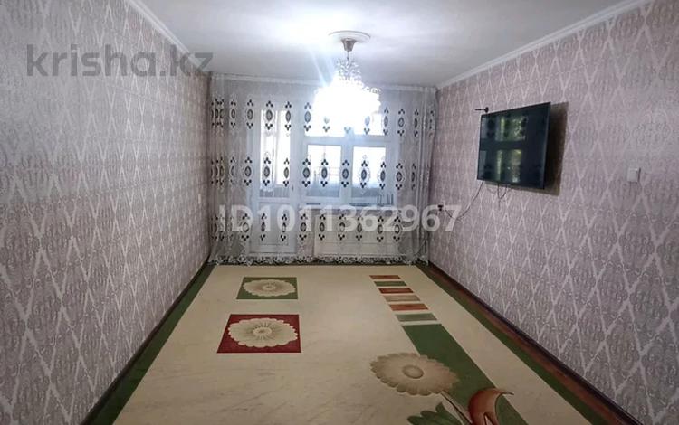 2-комнатная квартира · 43 м² · 2/5 этаж, Аскарова 275 — Гамалея за 110 000 〒 в Таразе — фото 2