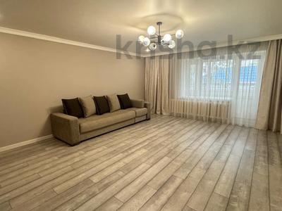 3-комнатная квартира · 110 м² · 1/5 этаж, Бигельдинова 11 за 450 000 ₸ в Астане