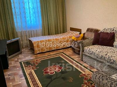 3-бөлмелі пәтер · 70 м² · 2/9 қабат, 4 мкр 40, бағасы: 180 000 ₸ в Аксае