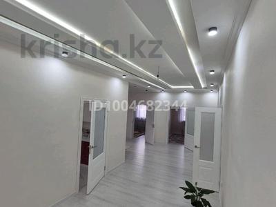 Отдельный дом · 6 комнат · 188 м² · 8 сот., Кокбастау 35 — 35 уй за 38 млн ₸ в Узынагаш