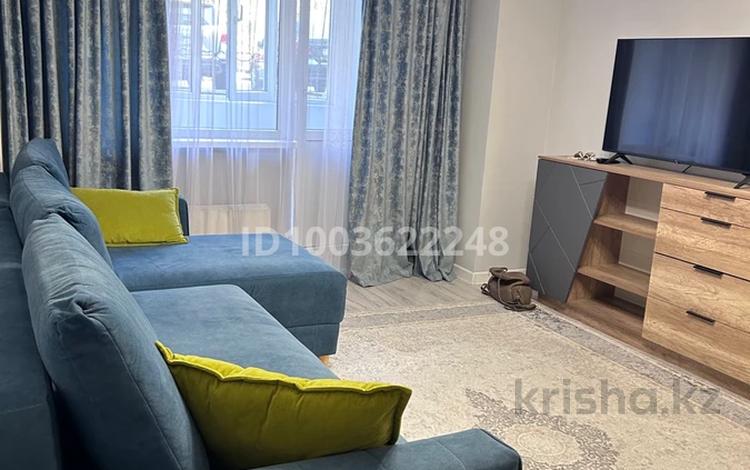 1-комнатная квартира · 40 м² · 1/10 этаж, мкр Жетысу-4 24 за 250 000 ₸ в Алматы, Ауэзовский р-н — фото 2