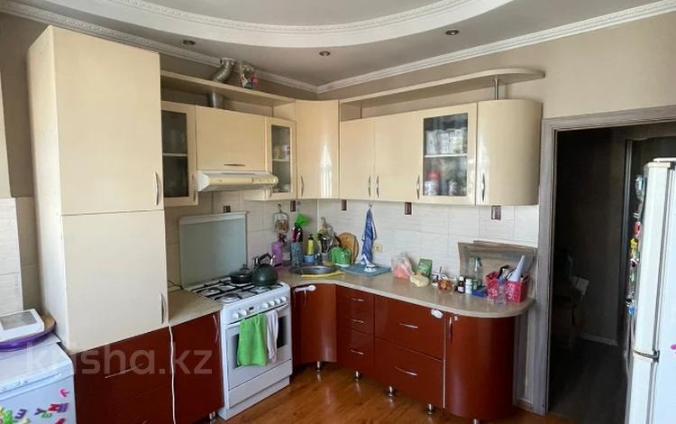 2-комнатная квартира · 60 м² · 9/10 этаж, мкр Аксай-4 — Во дворах за 34 млн ₸ в Алматы, Ауэзовский р-н — фото 6