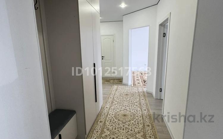 2-бөлмелі пәтер · 62.2 м² · 2/5 қабат, Алтын орда ш/а. 40к, бағасы: 200 000 ₸ в Актобе, мкр. Алтын орда — фото 9