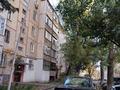 2-бөлмелі пәтер · 54 м² · 3/5 қабат, мкр Аксай-5 — Момышулы Улугбека, бағасы: 260 000 ₸ в Алматы, Ауэзовский р-н — фото 2
