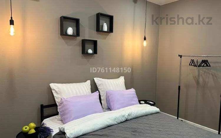 1-комнатная квартира · 50 м² · 5/15 этаж, 17-й мкр, ​17-й микрорайон 6 за 15 000 〒 в Актау — фото 18