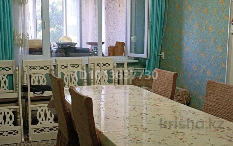 4-бөлмелі пәтер · 74 м² · 2/5 қабат, мкр Турлан — Центр, бағасы: 25 млн ₸ в Шымкенте, Абайский р-н — фото 2