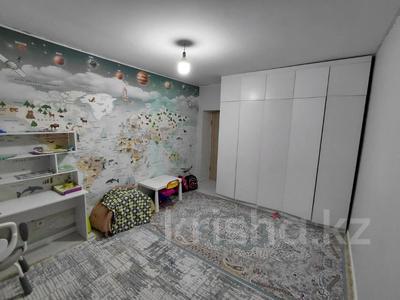 3-бөлмелі пәтер · 85 м² · 8/9 қабат, АЛТЫН ОРДА, бағасы: 29.5 млн ₸ в Актобе