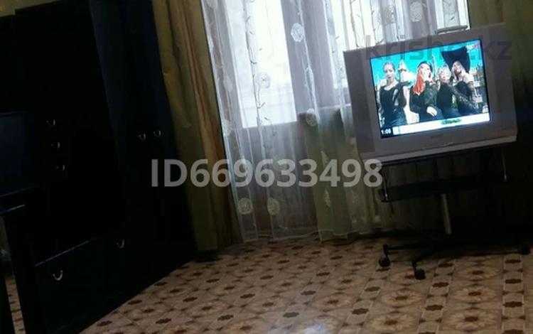 3-комнатная квартира · 75 м² · 2/5 этаж, проспект Нурсултана Назарбаева 191 / 1 — Сарайшык за 15 000 ₸ в Уральске — фото 2