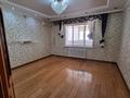 3-бөлмелі пәтер · 63.2 м² · 2/5 қабат, Мкр Шұғыла — Угол ул. Бокейхана, ул. М Шокай, бағасы: 18.7 млн ₸ в  — фото 2