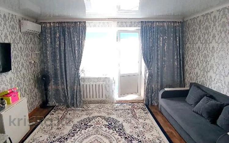 1-комнатная квартира · 40 м² · 9/9 этаж, Ауэзова 114А за 13.9 млн ₸ в Семее — фото 2