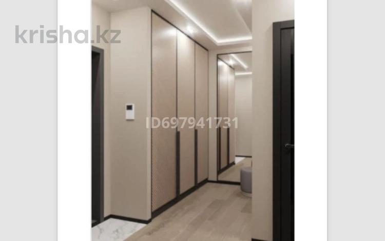 3-комнатная квартира, 140 м², 12/20 этаж, Сейфуллина 574/5 к8