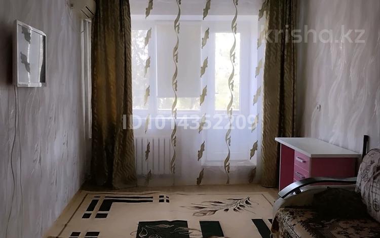 2-комнатная квартира · 47 м² · 3/5 этаж, мкр Центральный, Махамбета 127 — Площадь Курмангазы за 140 000 ₸ в Атырау — фото 2