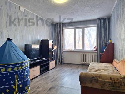 2-комнатная квартира, 48 м², 1/5 этаж, Майкудук, 2 квартал за 10.5 млн 〒 в Караганде, Алихана Бокейханова р-н