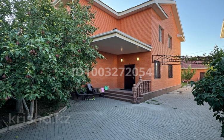 Отдельный дом · 3 комнаты · 370 м² · 800 сот., Кулманова за 2 млн 〒 в Атырау — фото 2