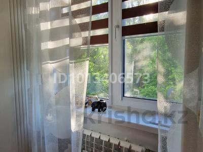 3-бөлмелі пәтер · 60 м² · 2/5 қабат, Казахстан 98 — Библиотека Пушкина, бағасы: 23 млн ₸ в Усть-Каменогорске, Ульбинский