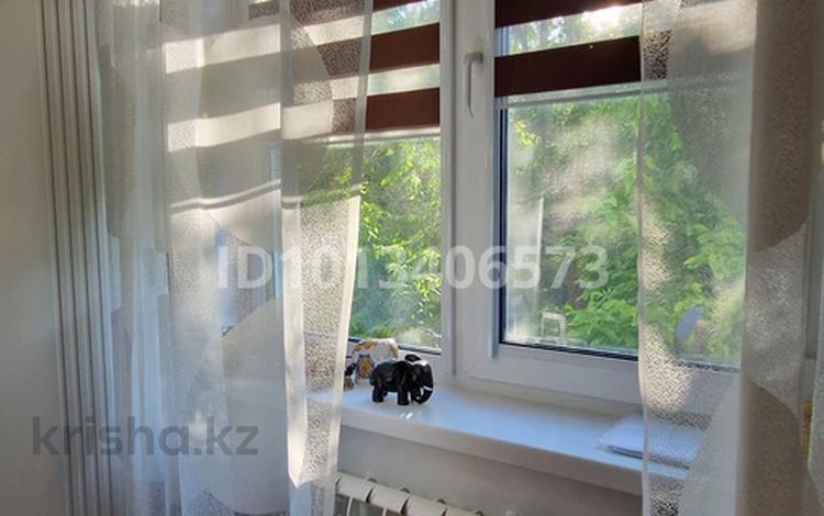 3-бөлмелі пәтер · 60 м² · 2/5 қабат, Казахстан 98 — Библиотека Пушкина, бағасы: 23 млн ₸ в Усть-Каменогорске, Ульбинский — фото 2