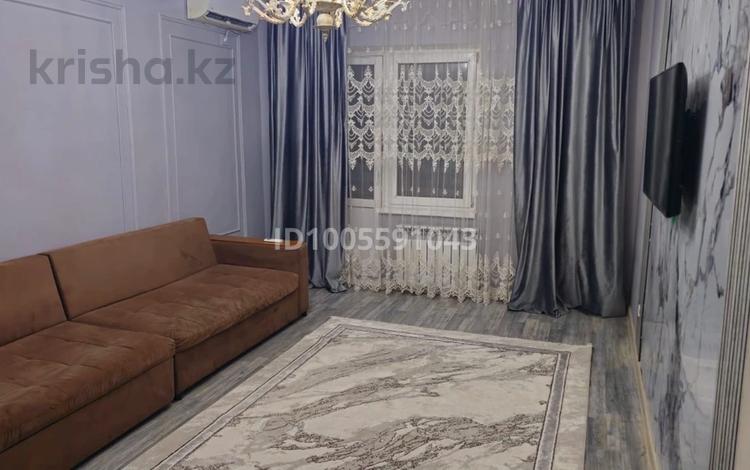 2-комнатная квартира · 60 м² · 2/5 этаж, мкр Нурсая, Мкрн Нурсая за 180 000 ₸ в Атырау — фото 12