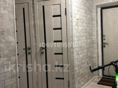 2-бөлмелі пәтер · 48 м² · 5/5 қабат, Алфараби 88 — 1школа центр все рядом магазин кафе стоянка парк, бағасы: 7.5 млн 〒 в Кентау