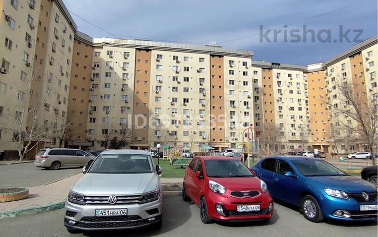 3-бөлмелі пәтер, 89.5 м², 9/9 қабат, мкр Сары Арка 40 — Прокуратуры, бағасы: 31.6 млн 〒 в Атырау, мкр Сары Арка — фото 2