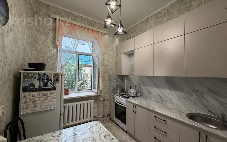 2-бөлмелі пәтер · 42.8 м² · 2/2 қабат, Бородина 170, бағасы: 15.8 млн ₸ в Костанае — фото 2