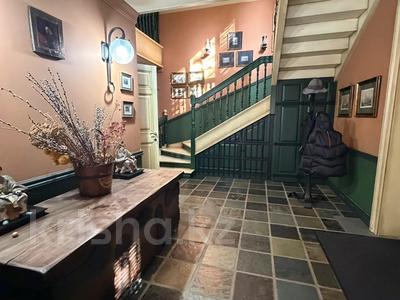 Отдельный дом · 4 комнаты · 203 м² · 29 сот., Керей Жанибек 335 за 1.1 млрд 〒 в Алматы, Медеуский р-н